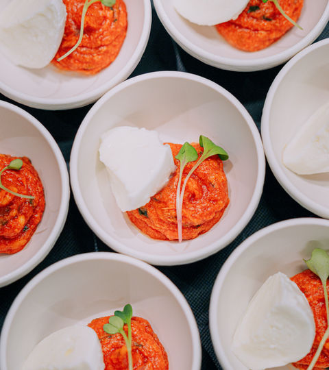 Evento aziendale con servizio gastronomico professionale